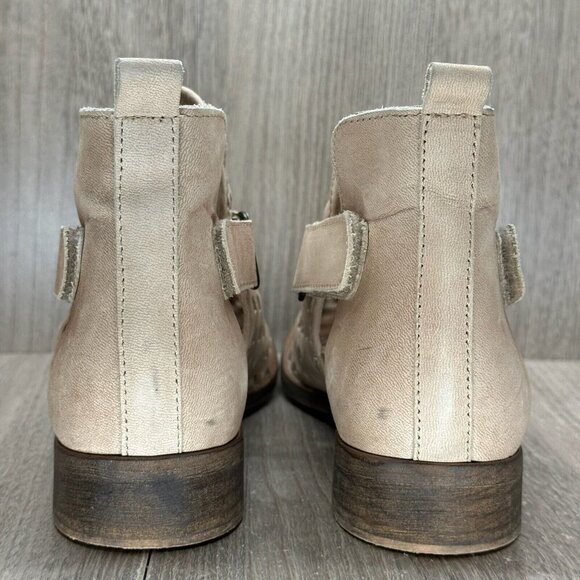 Musse & Cloud Caila Bootie Womens 10 Leather Perforated Hook & Loop Flat Beige - Picture 7 of 12